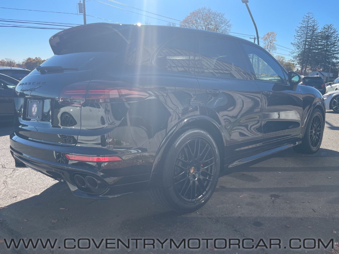 Used 2016 Porsche Cayenne GTS AWD/4WD image 5