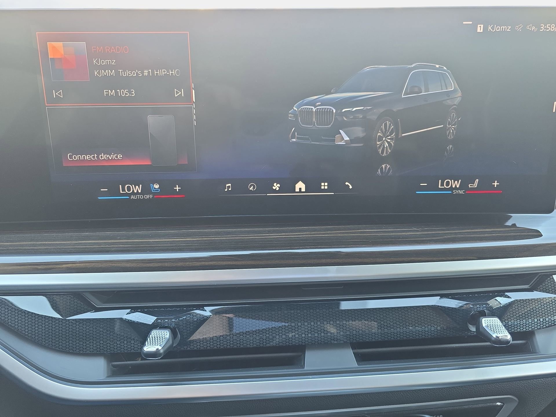 Used 2025 BMW X7 xDrive40i image 21