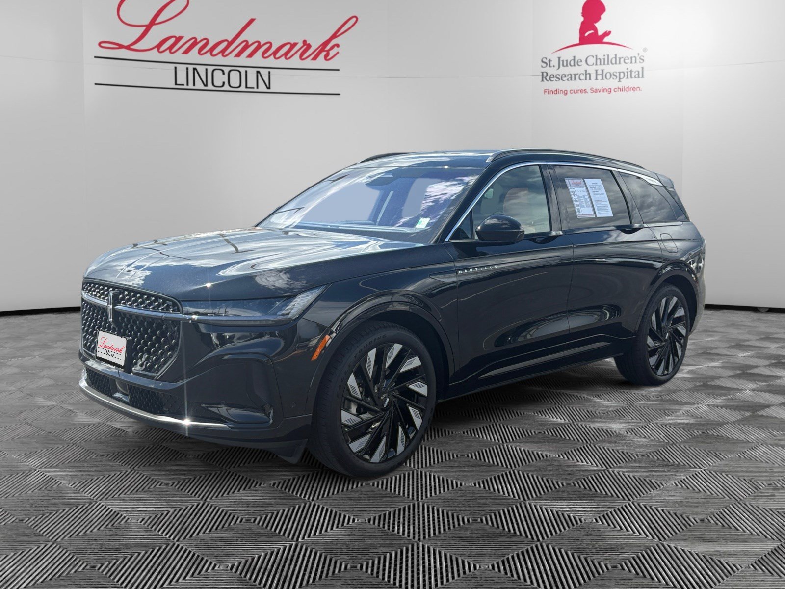 Certified 2024 Lincoln Nautilus Black Label w/ Jet Appearance Package (87T)