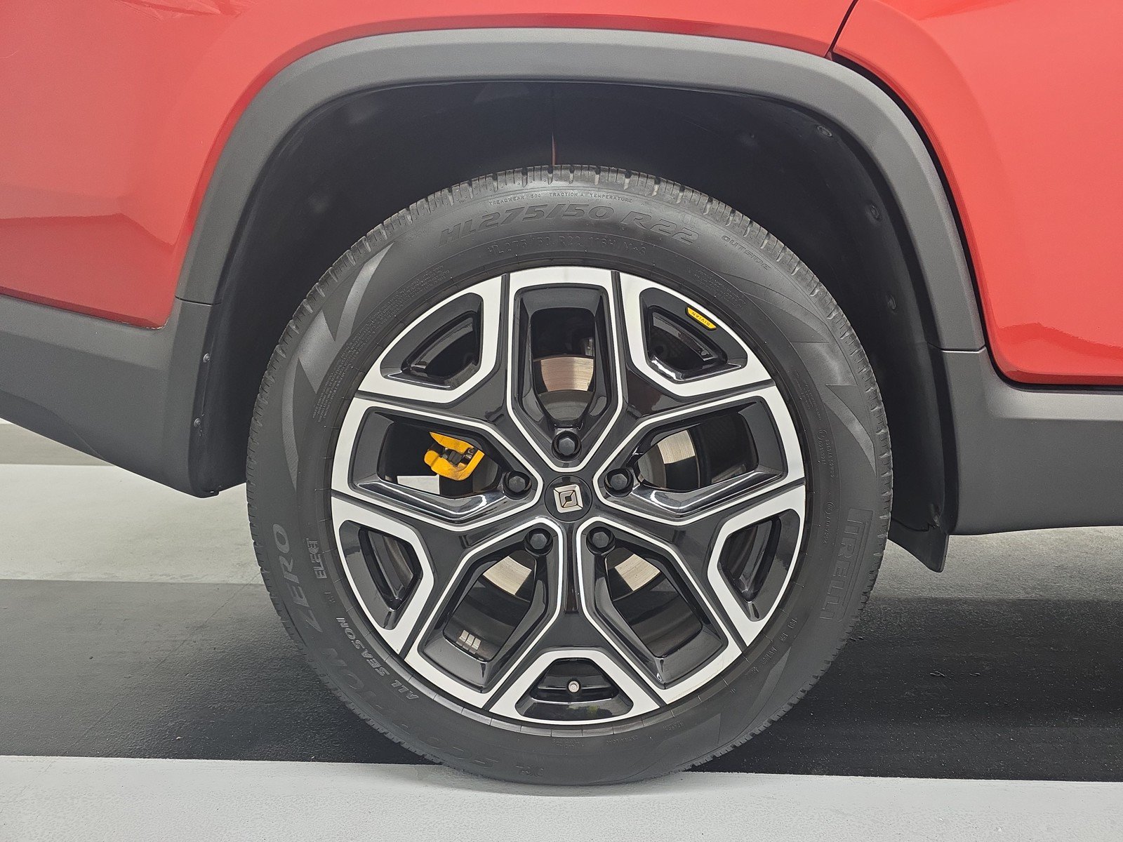 Used 2023 Rivian R1T Adventure AWD/4WD image 12