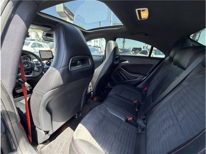 Used 2017 Mercedes-Benz CLA 250 4MATIC image 22