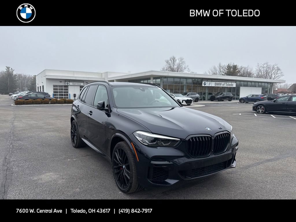 Used 2022 BMW X5 xDrive40i w/ M Sport Package