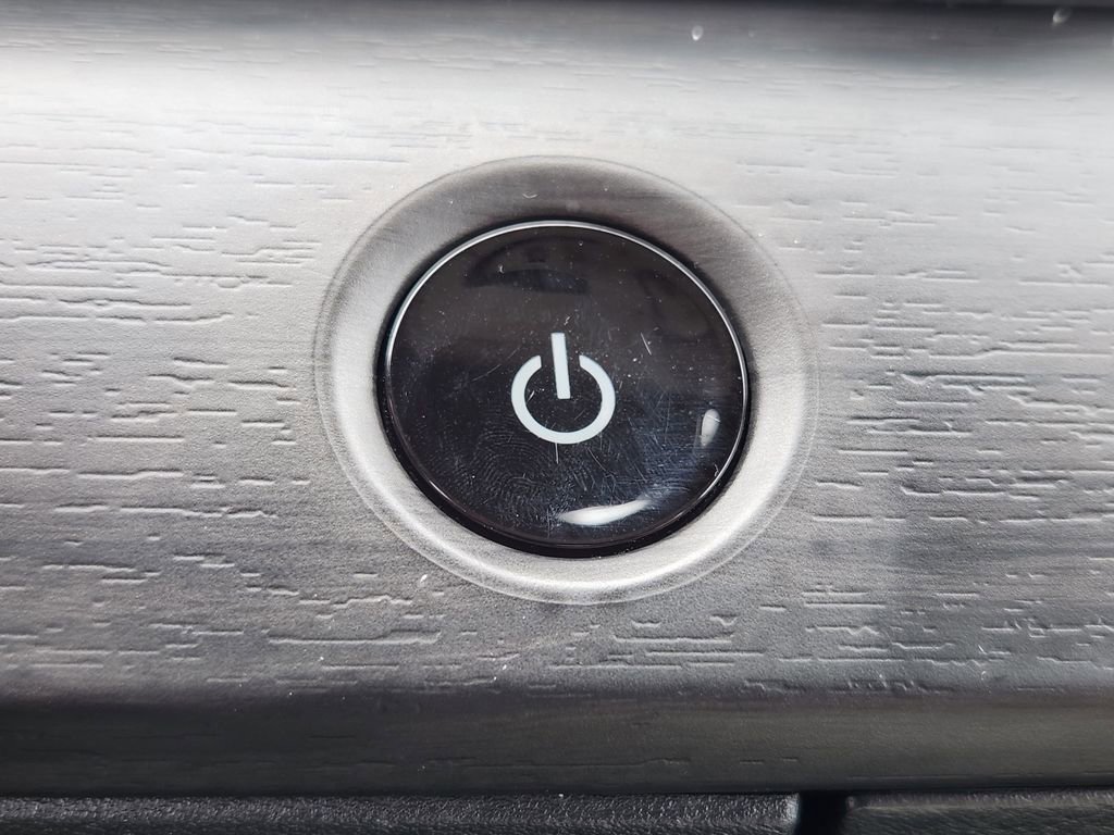 Used 2024 Nissan Ariya AWD image 17