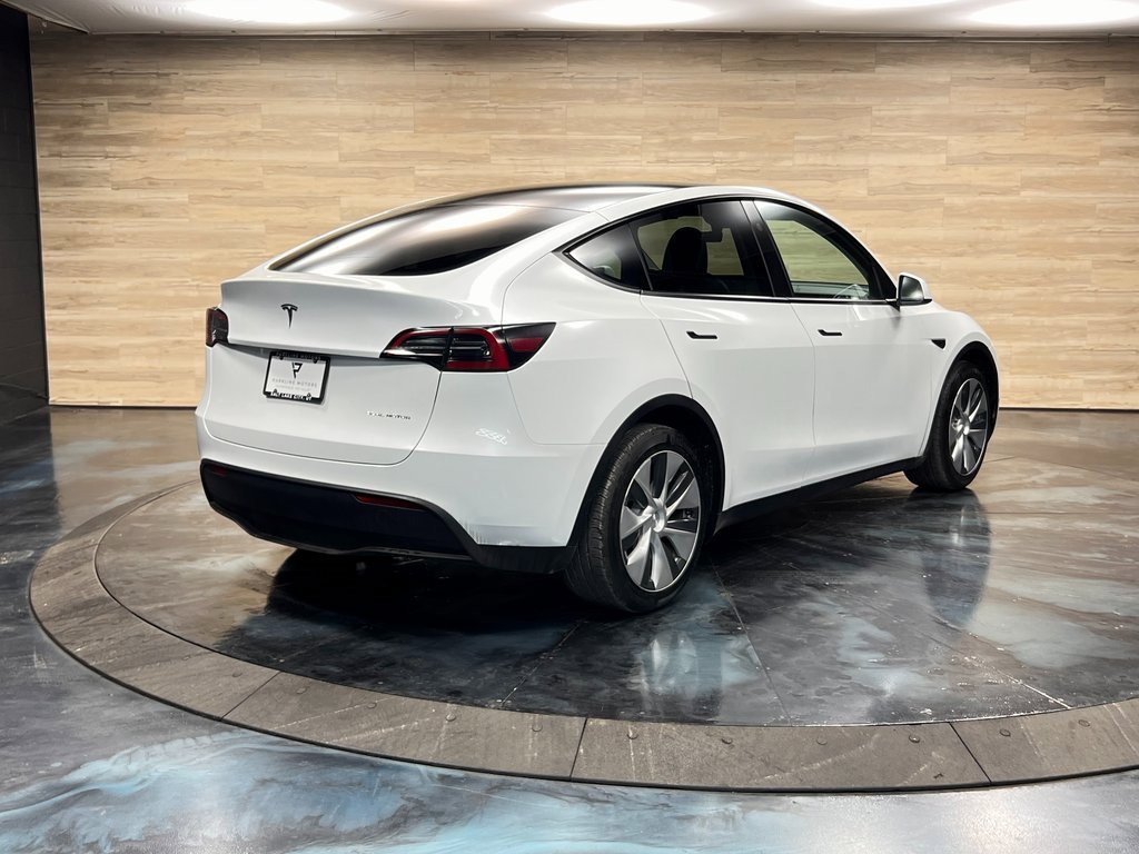 Used 2023 Tesla Model Y Long Range image 8