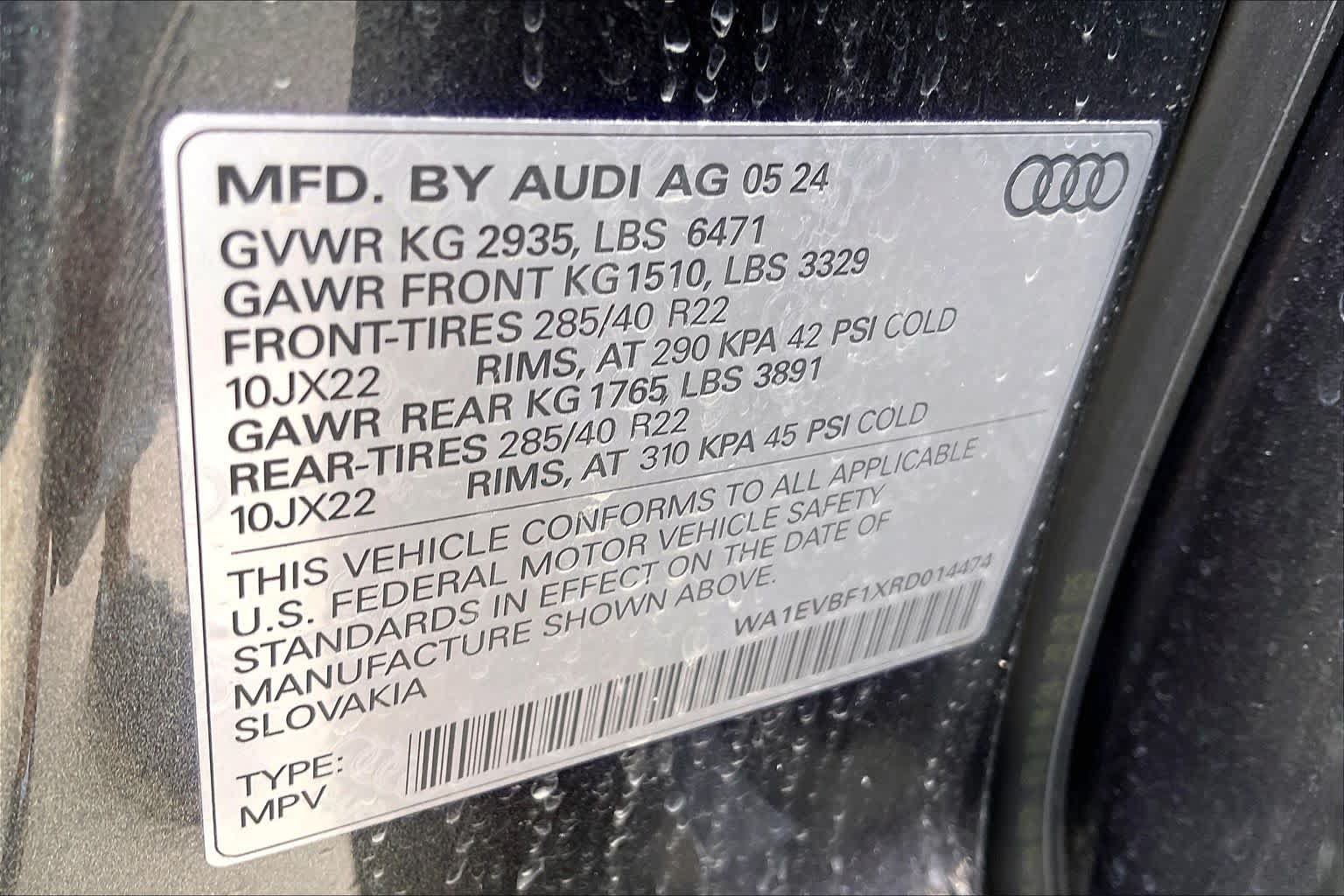 Used 2024 Audi Q8 Premium Plus AWD/4WD image 34