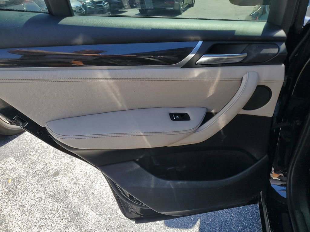 Used 2016 BMW X3 sDrive28i image 12