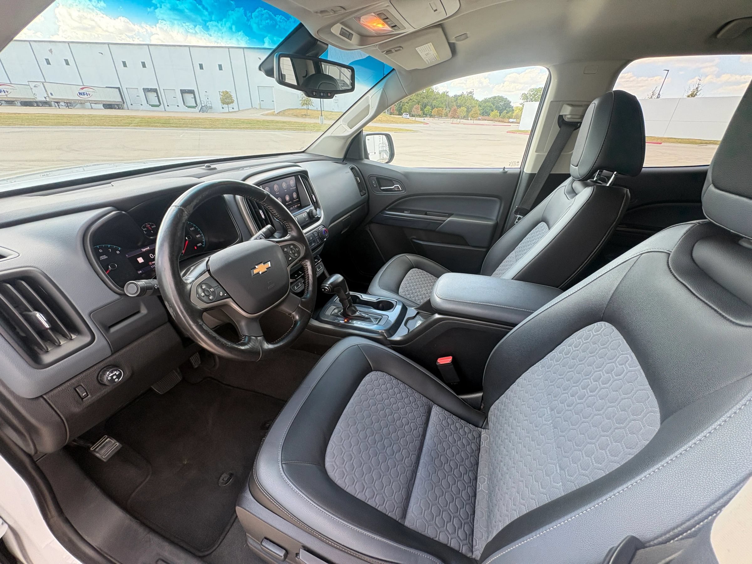 Used 2020 Chevrolet Colorado Z71 RWD image 9