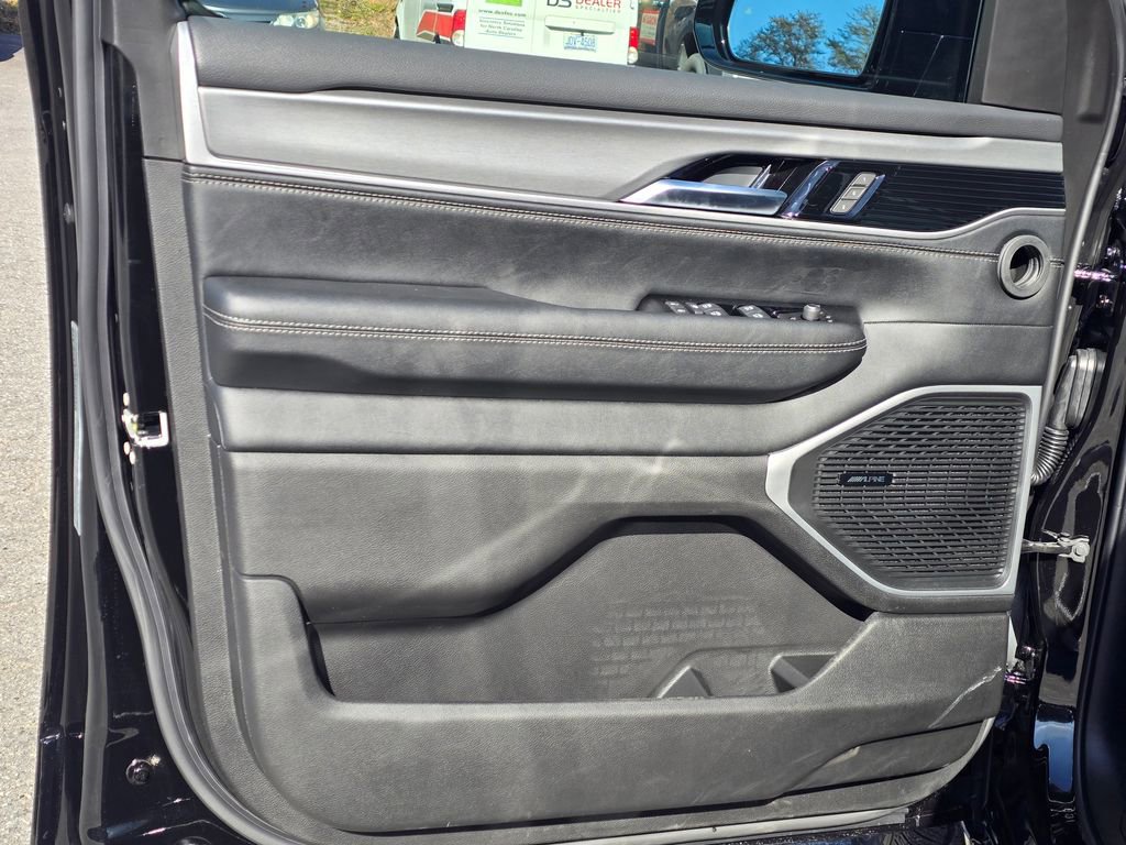 New 2026 Jeep Grand Wagoneer 4WD w/ Premium Group I image 38