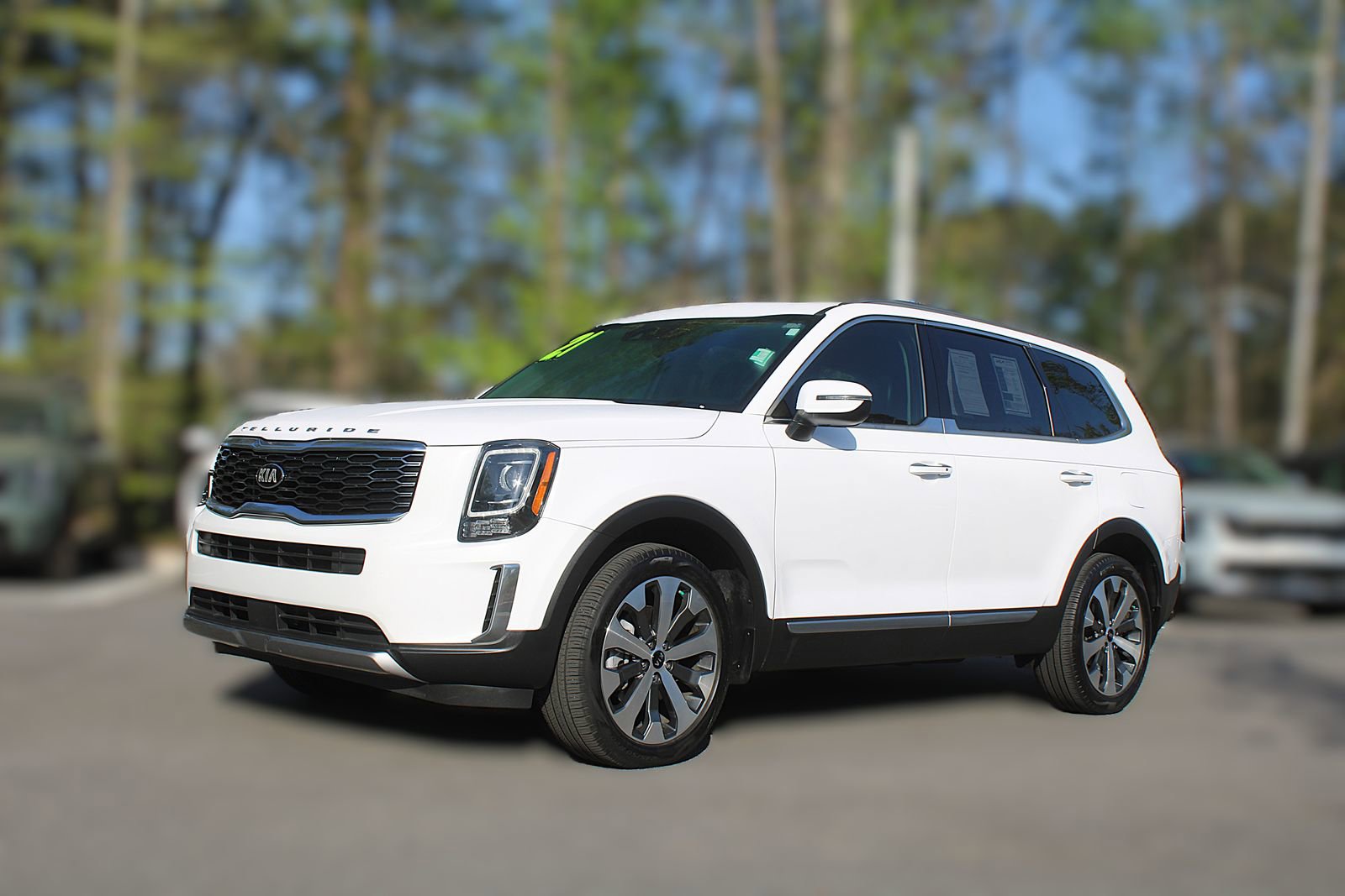 Certified 2021 Kia Telluride S image 3