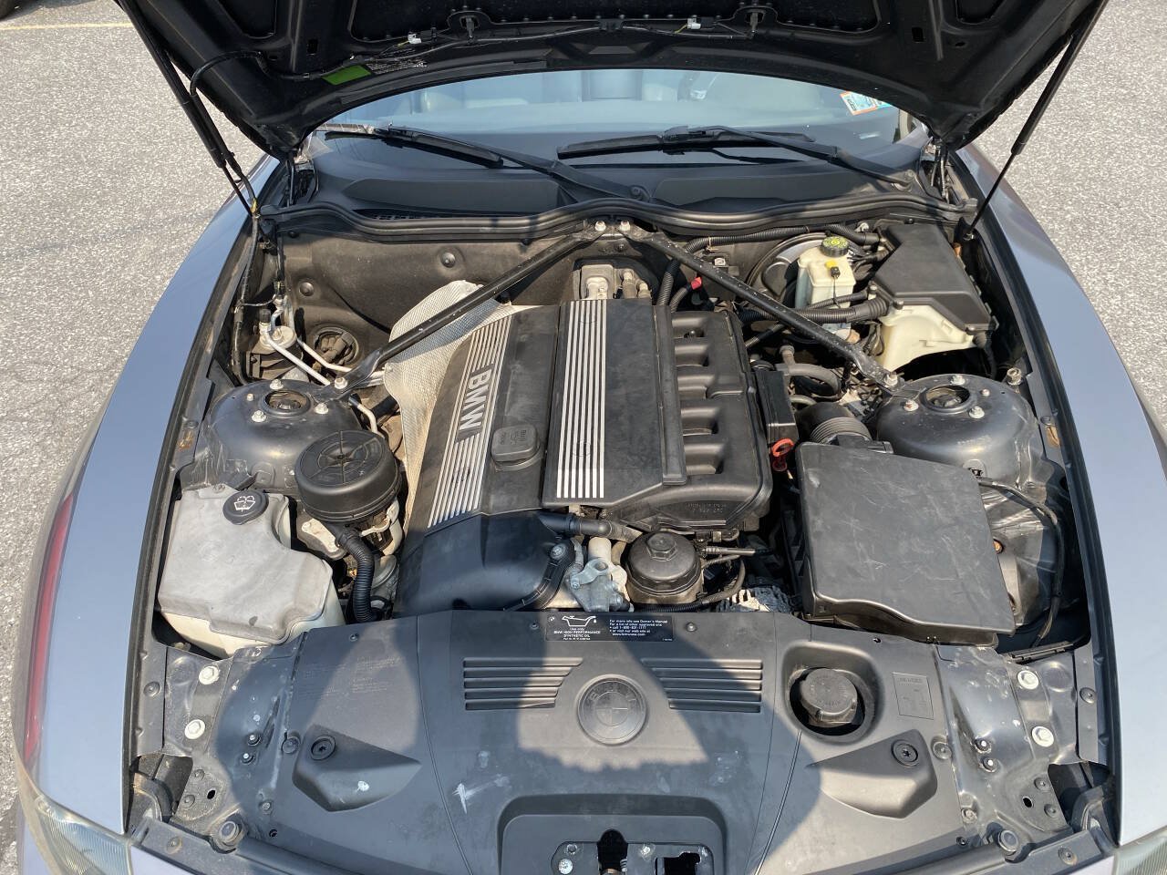 Used 2004 BMW Z4 2.5i RWD image 30