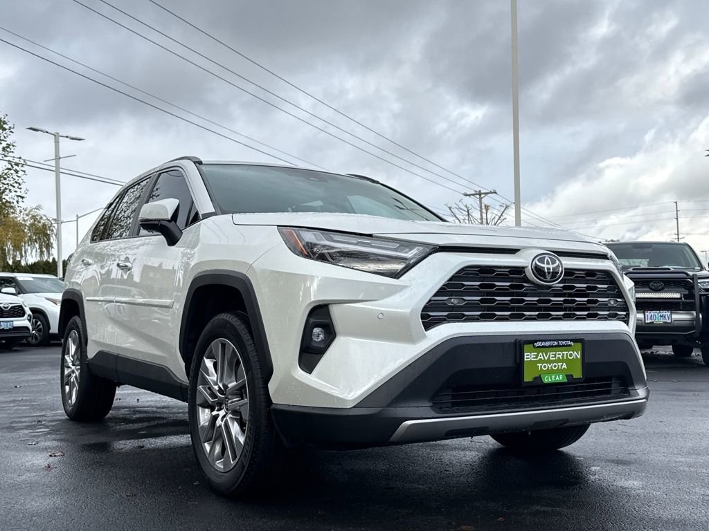 Certified 2022 Toyota RAV4 Limited image 7