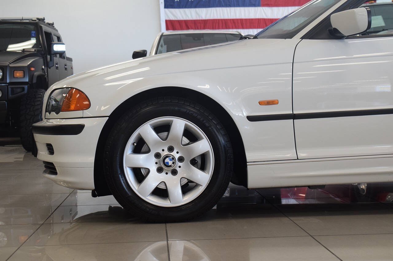 Used 2000 BMW 323i Sedan RWD image 11