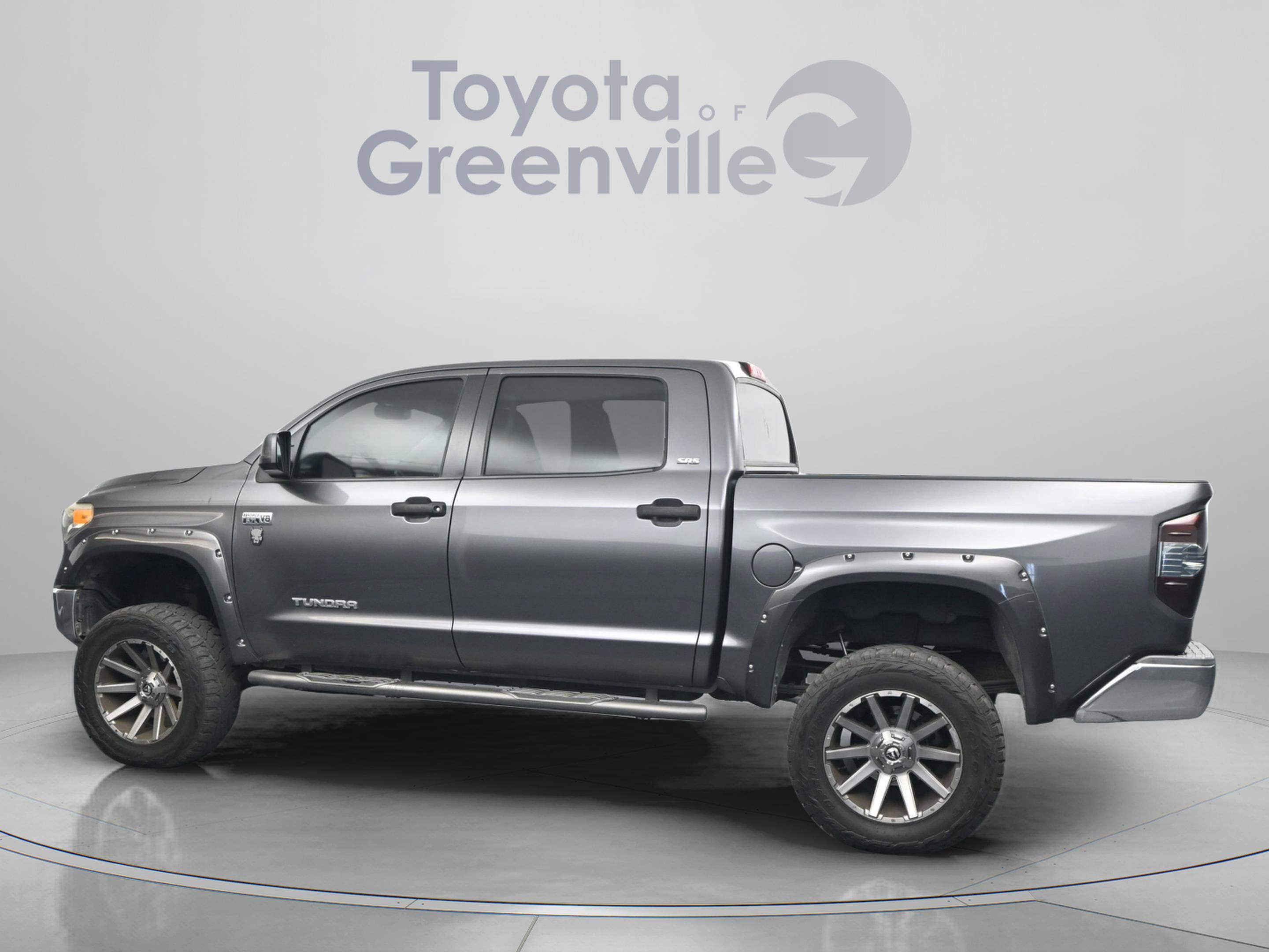 Used 2014 Toyota Tundra SR5 w/ SR5 Upgrade Package AWD/4WD image 8