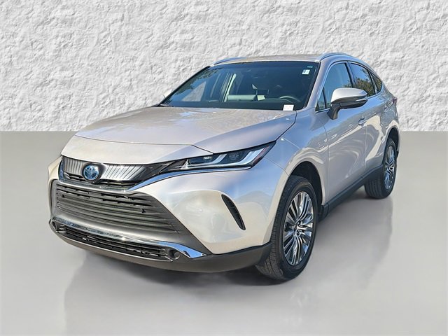 Used 2022 Toyota Venza XLE image 7