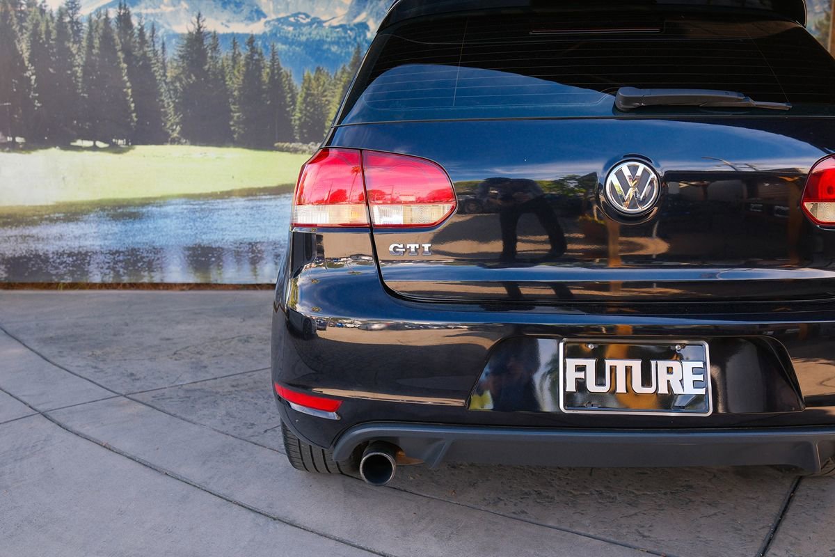 Used 2012 Volkswagen GTI 2-Door FWD image 30
