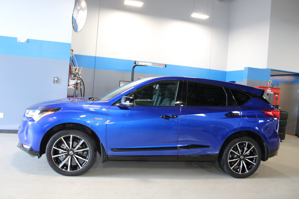 Used 2025 Acura RDX w/ Advance Package AWD/4WD image 11