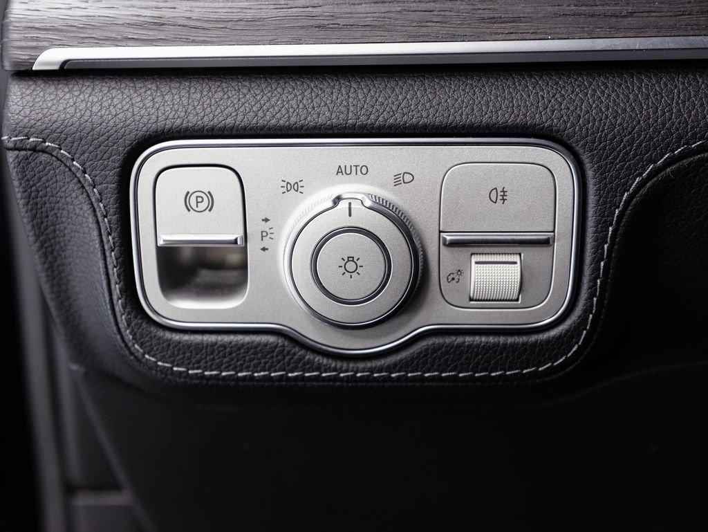 Certified 2021 Mercedes-Benz GLE 450 4MATIC image 10