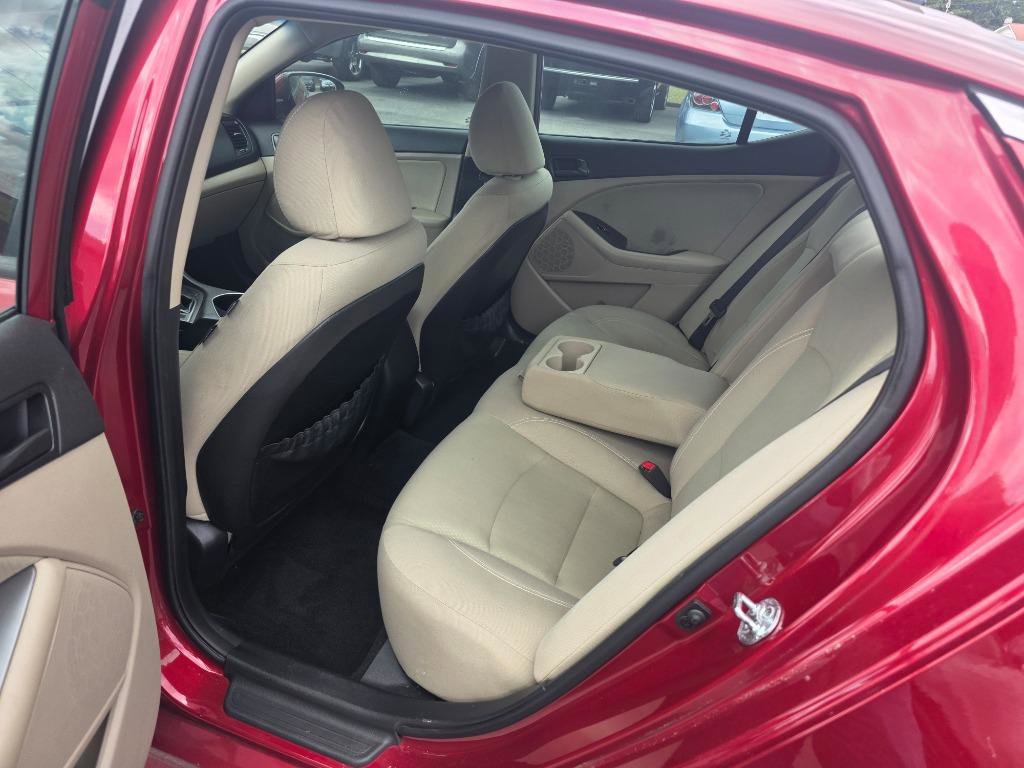 Used 2015 Kia Optima LX image 7