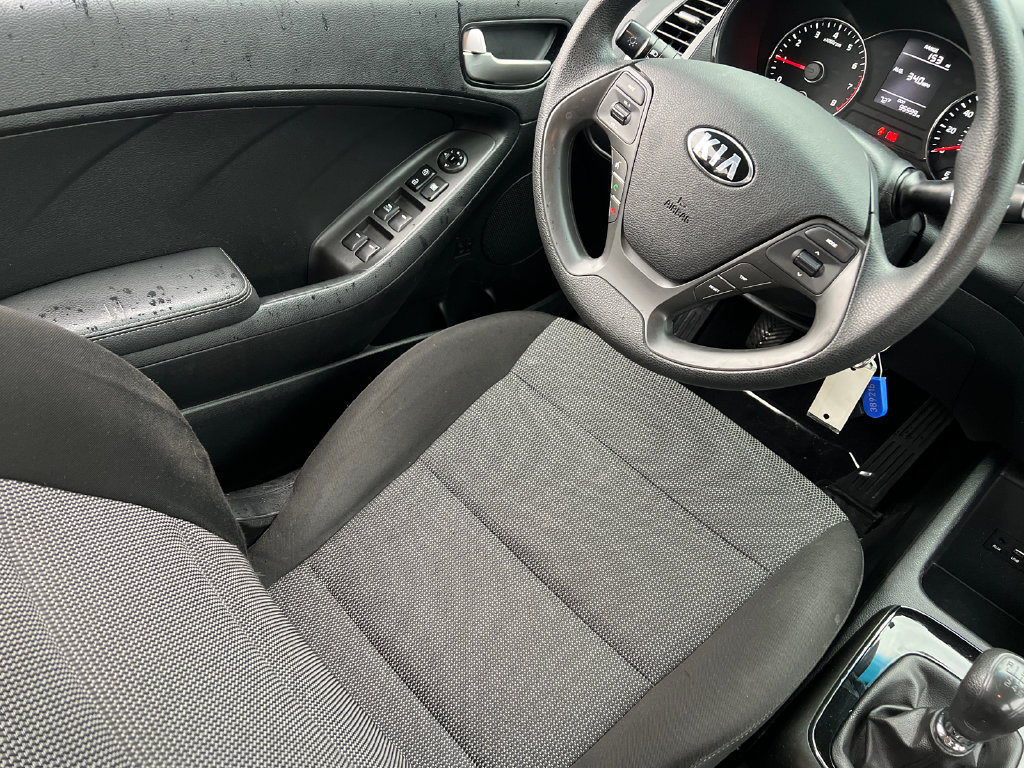 Used 2018 Kia Forte LX FWD image 16