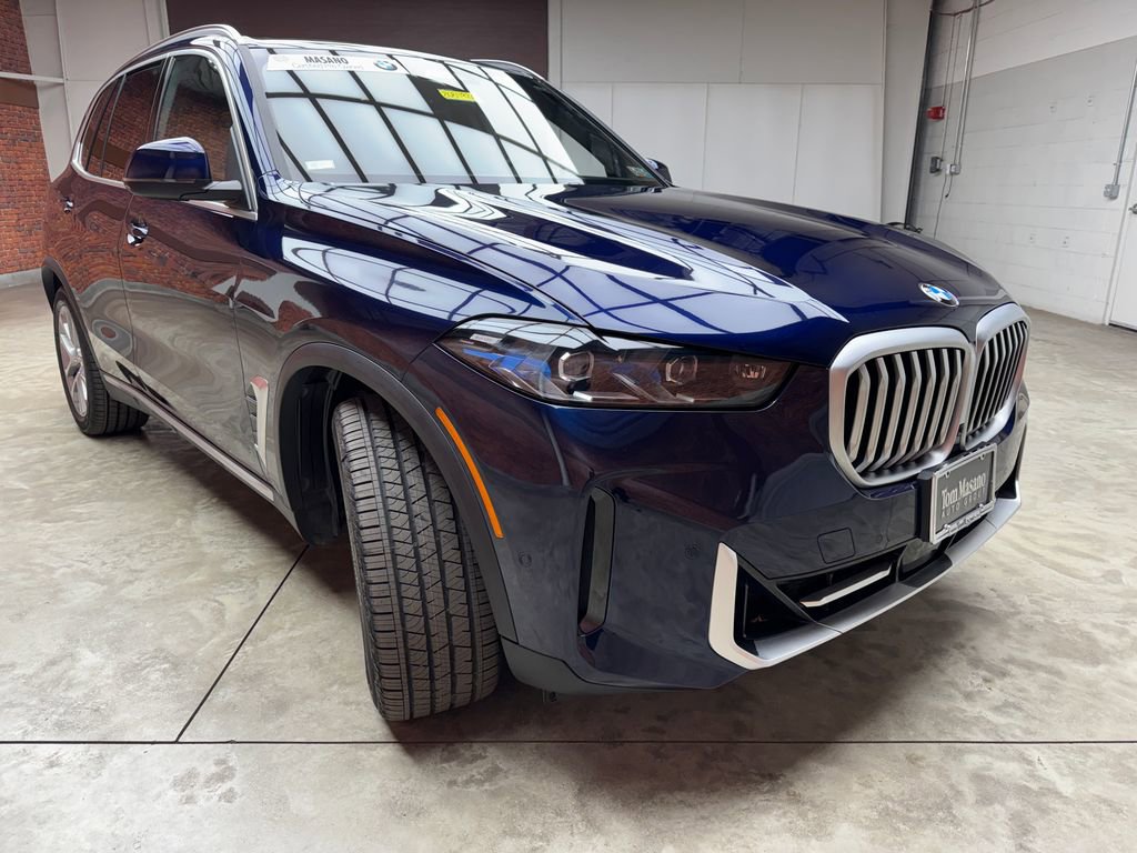 Certified 2025 BMW X5 xDrive40i w/ Executive Package AWD/4WD image 6