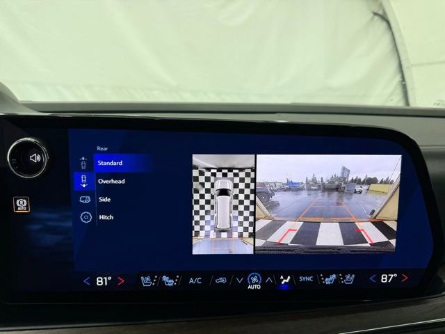 New 2026 Chevrolet Suburban High Country AWD/4WD image 40