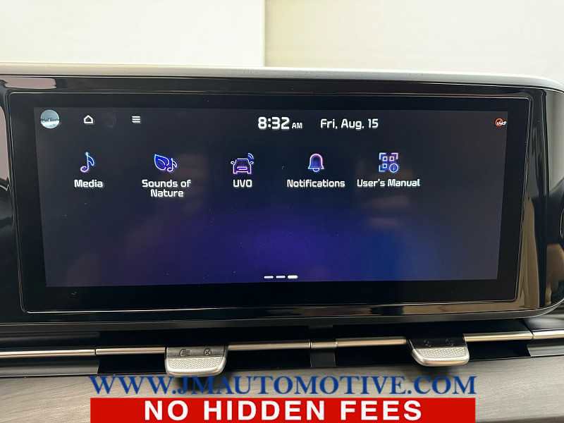 Used 2022 Kia Carnival EX FWD image 27