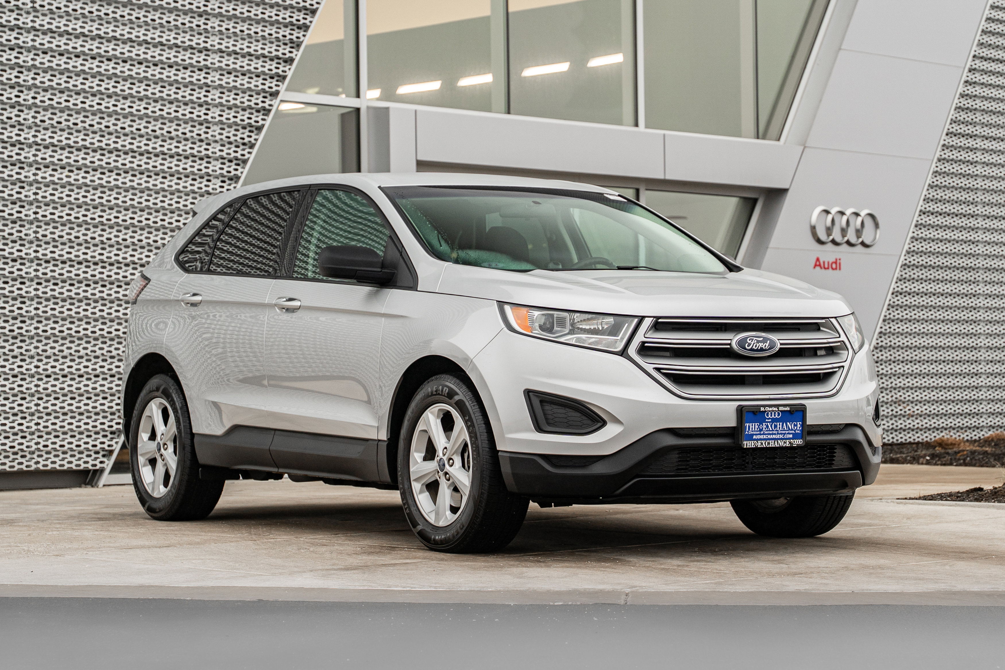 Used 2018 Ford Edge SE