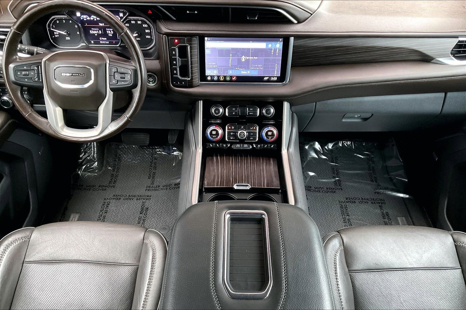 Used 2021 GMC Yukon Denali w/ Denali Premium Package image 7