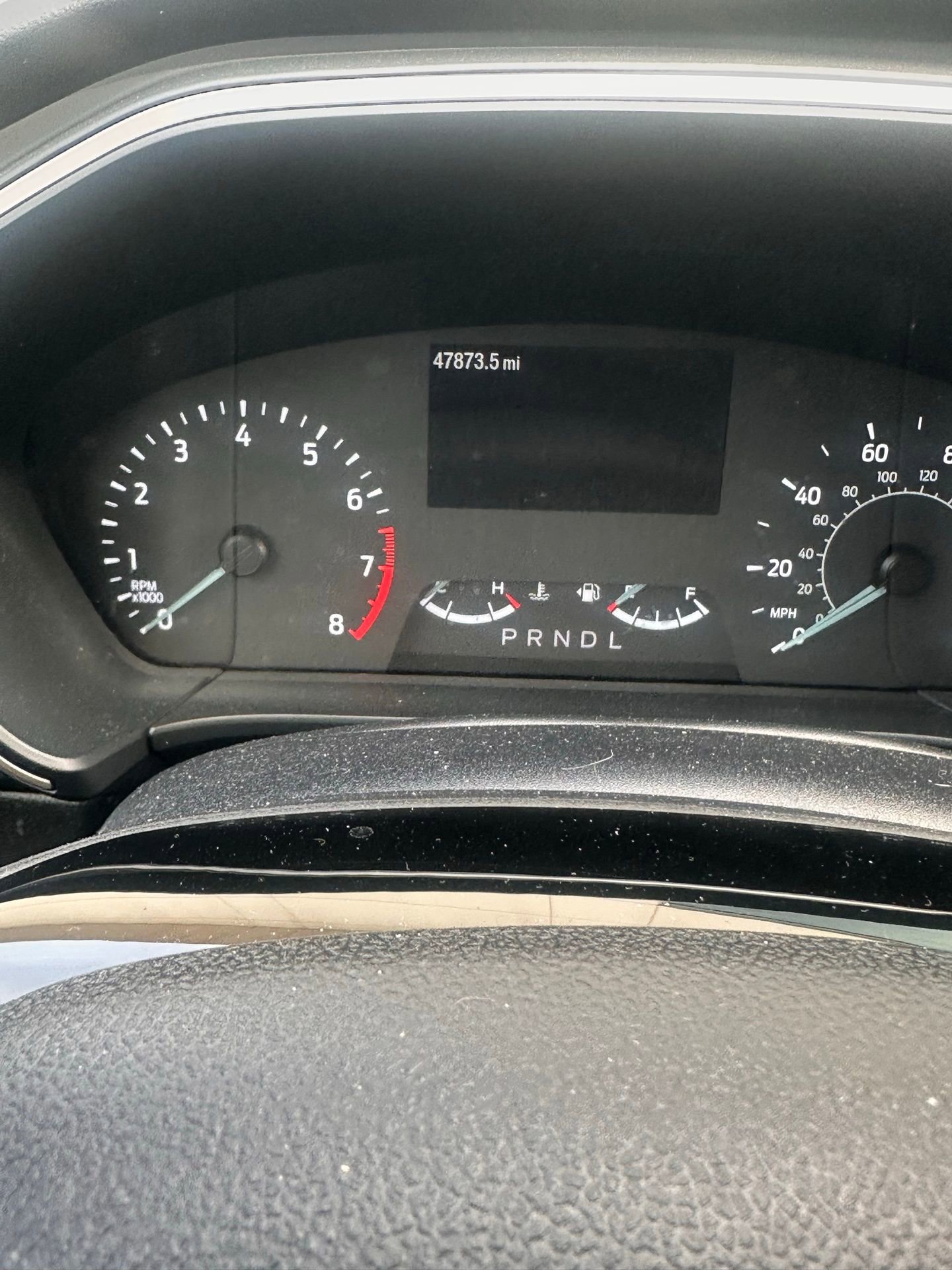 Used 2022 Ford Escape SE w/ SE Sport Appearance Package image 9