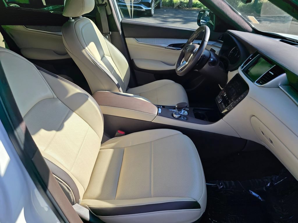 Used 2020 INFINITI QX50 Autograph w/ Tow Package AWD/4WD image 11