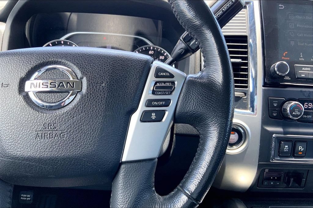 Used 2020 Nissan Titan SV w/ SV Convenience Package RWD image 17