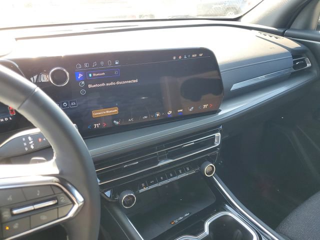 Certified 2024 Chevrolet Traverse LT w/ LPO, Floor Liner Package FWD image 30