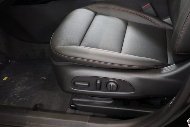 New 2026 Chevrolet Trax RS w/ Sunroof Package image 13