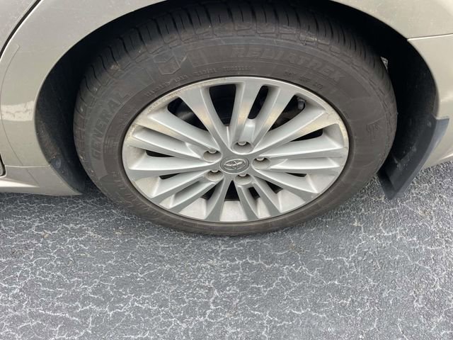 Used 2015 Toyota Avalon Limited FWD image 8