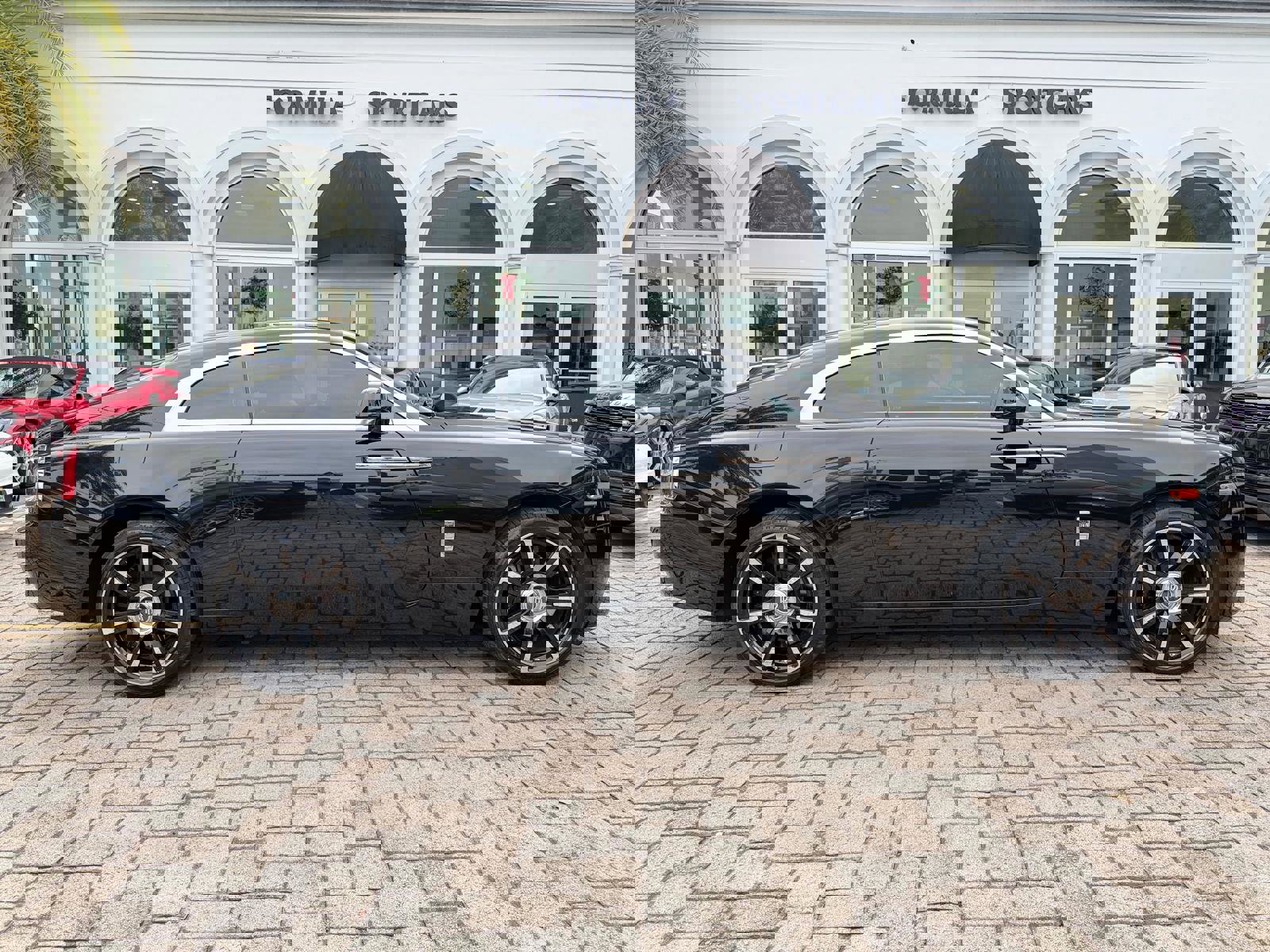 Used 2016 Rolls-Royce Wraith image 10