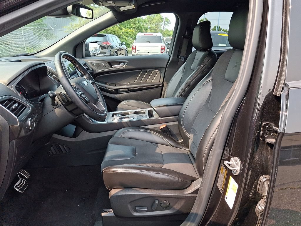 Used 2022 Ford Edge ST AWD/4WD image 15