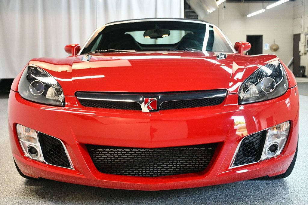 Used 2007 Saturn Sky Red Line RWD image 11