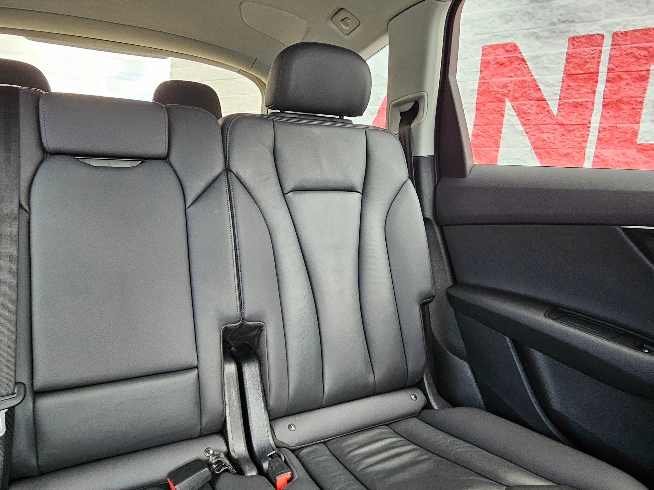 Used 2022 Audi Q7 Premium Plus image 27