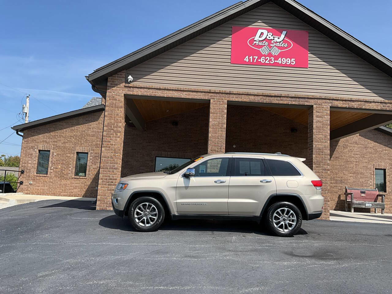 Used 2015 Jeep Grand Cherokee Limited image 29