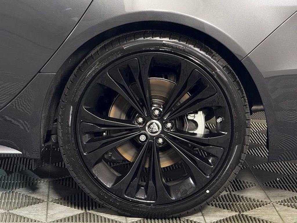 New 2024 Jaguar XF R-Dynamic SE AWD/4WD image 14