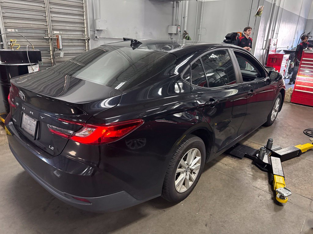 Used 2025 Toyota Camry LE w/ Convenience Package FWD image 5