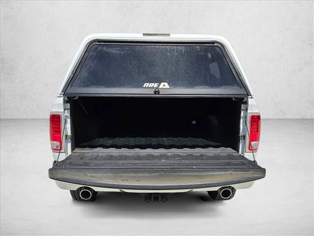 Used 2015 RAM 1500 Laramie w/ Convenience Group AWD/4WD image 4