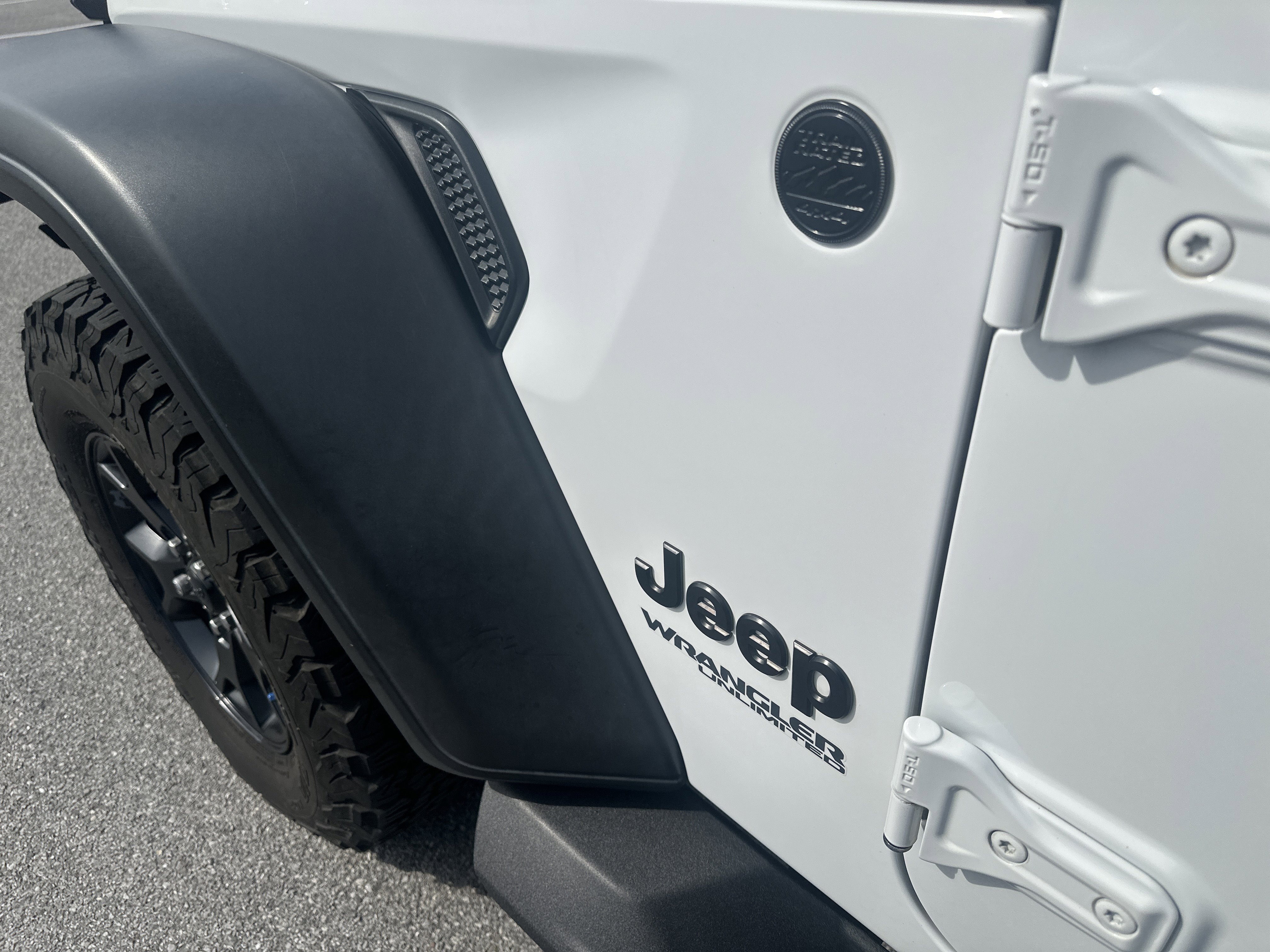 Used 2020 Jeep Wrangler Unlimited Sport image 12