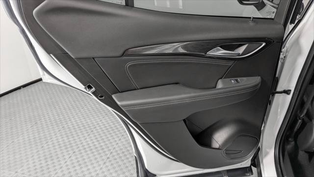 Used 2022 Buick Envision Preferred FWD image 17