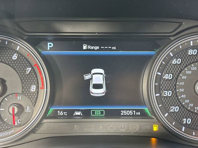 Used 2021 Genesis G70 2.0T Sport image 18