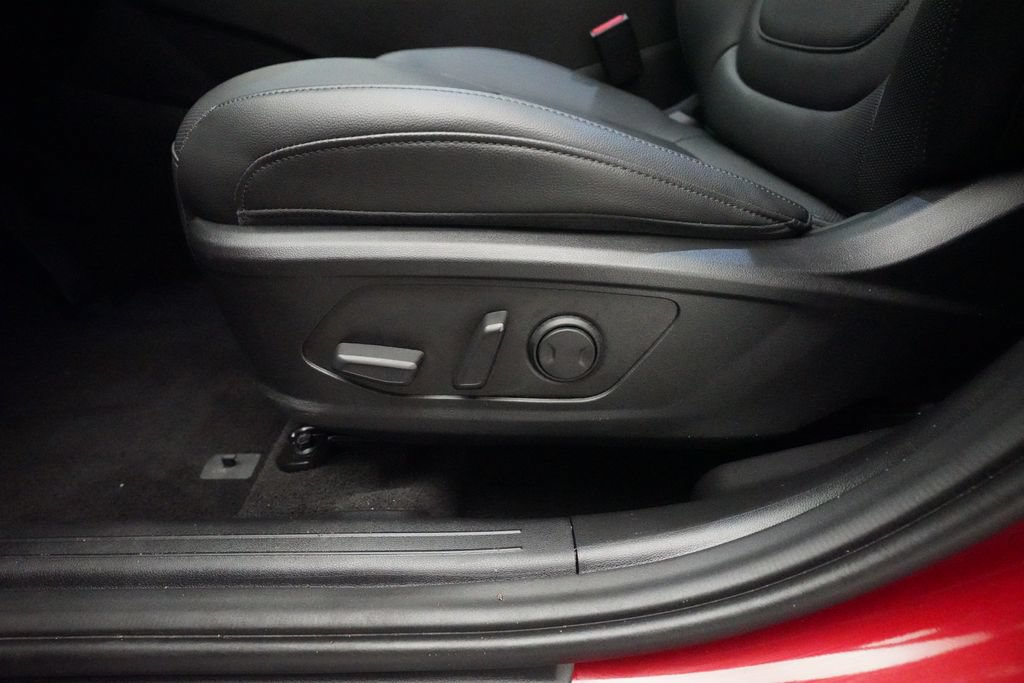 Used 2025 Hyundai Tucson SEL AWD/4WD image 29