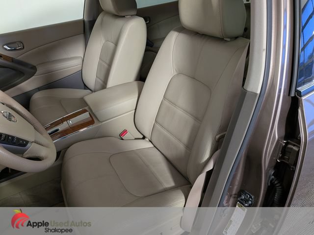 Used 2013 Nissan Murano LE w/ Platinum Pkg AWD/4WD image 18