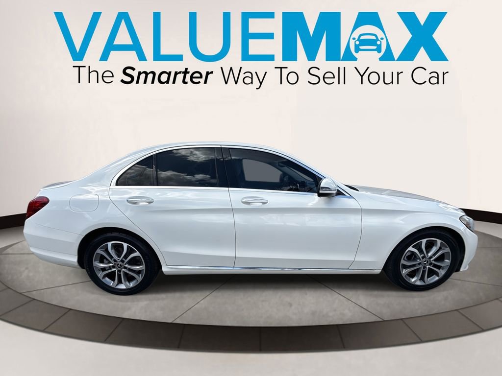 Used 2018 Mercedes-Benz C 300 Sedan image 2