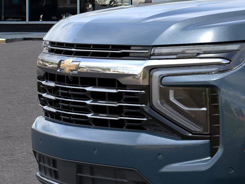 New 2026 Chevrolet Suburban LT w/ Comfort Package AWD/4WD image 13