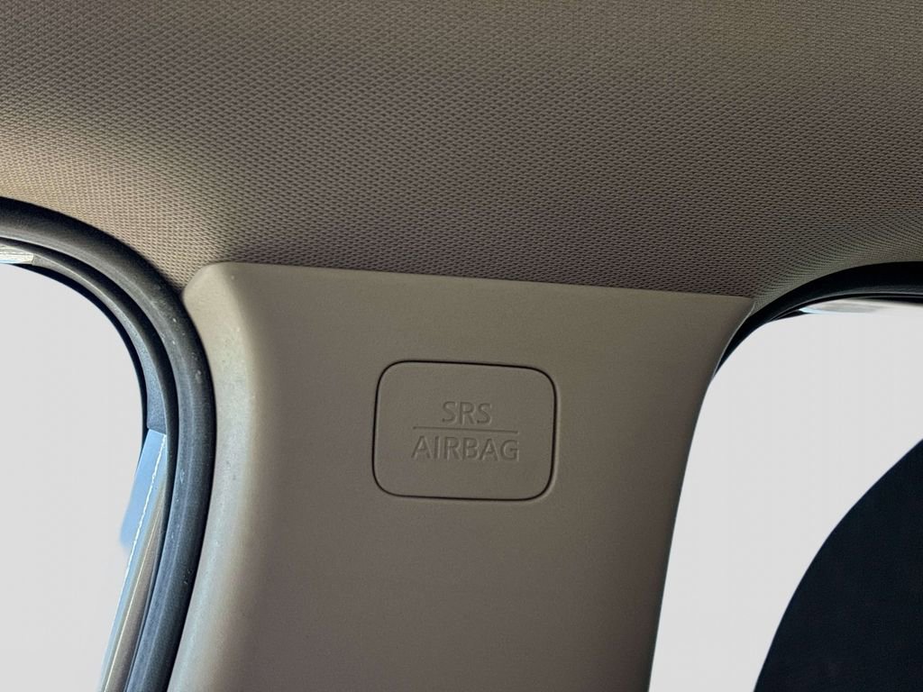 Used 2021 Nissan Rogue SV image 26